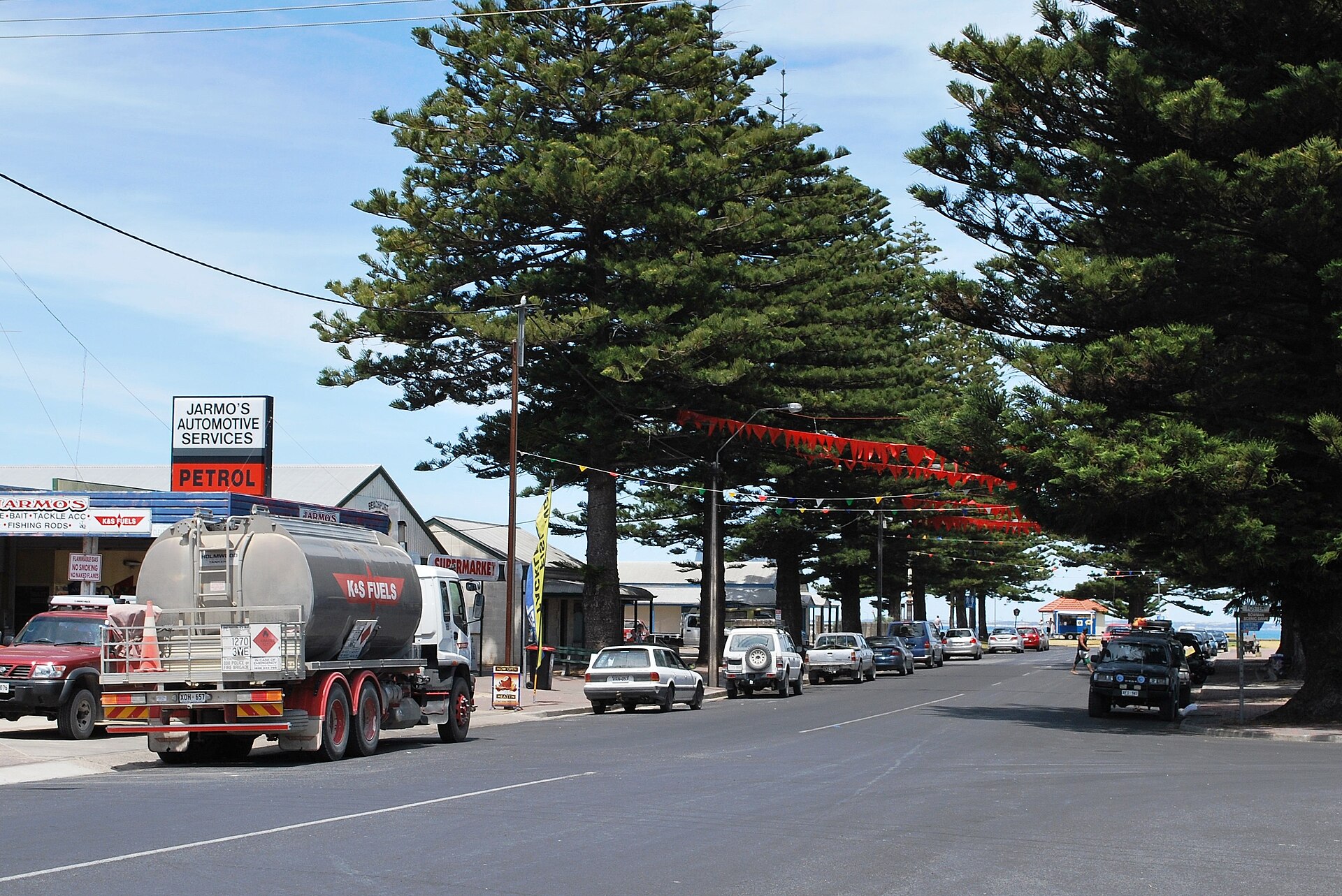 The Best Coastal Walks & Drives on the Limestone Coast